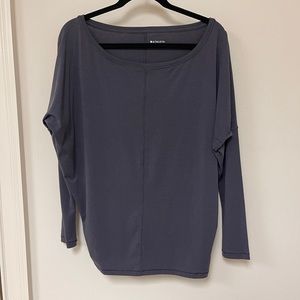 Athleta: Essence Flow Top, Long Sleeve, Size M